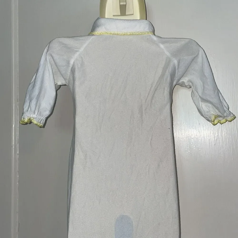 Vtg‎ 60s/70s white/yellow coming home from hospital blanket gown with embroidery